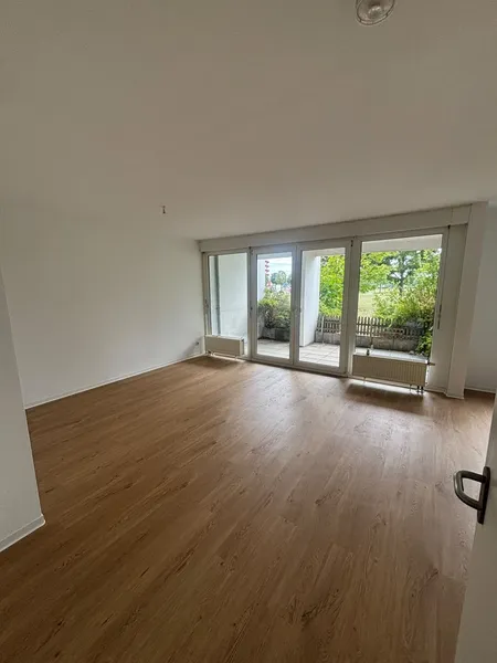 Renovierte 2-Zimmer-Wohnung in ruhier Wohnlage — photo 1